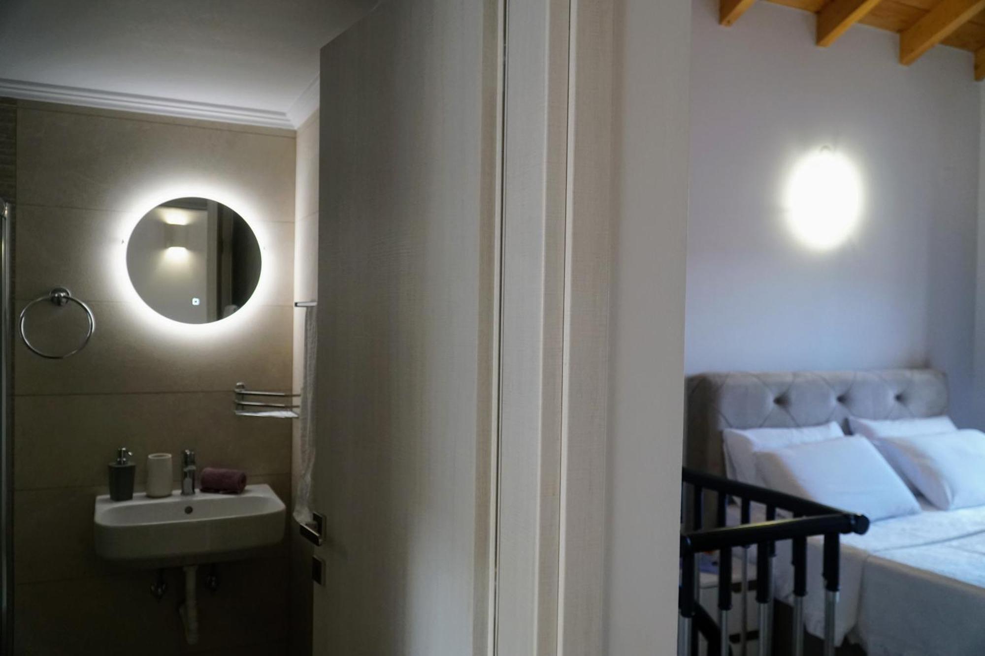 Oceanis Apartment Symi Bagian luar foto